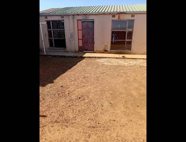 2 BEDROOM HOUSE FOR SALE IN PALM RIDGE